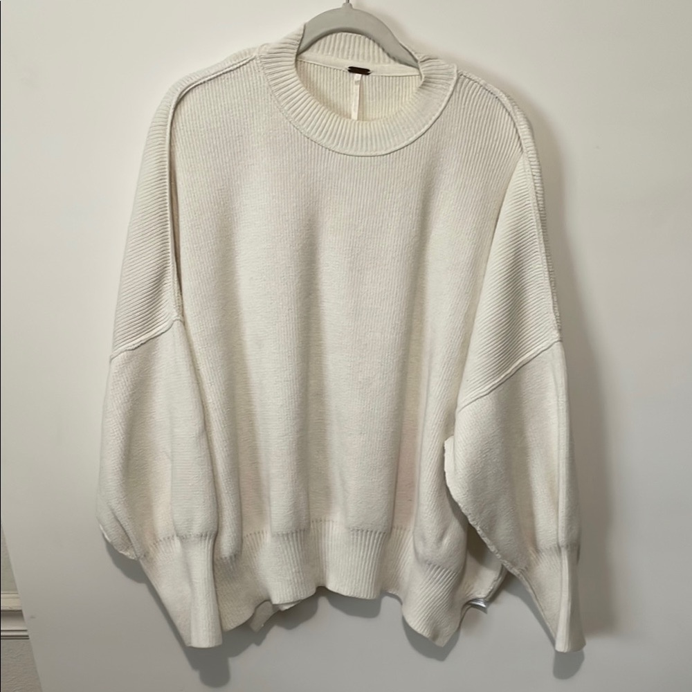 FREE PEOPLE White Easy Street Tunic Sweater L